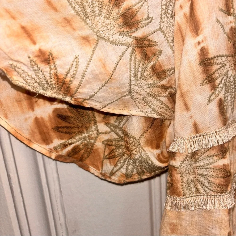 a pea in the pod maternity large BoHo top embroidered flowers muted colors large